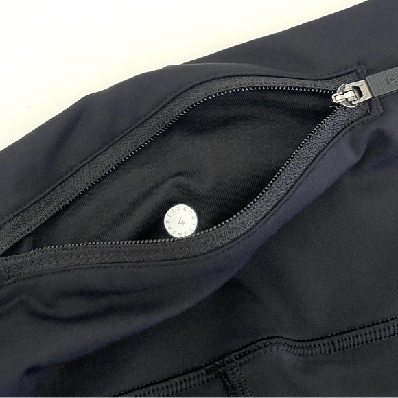 Lululemon Colour Me Quick 7/8 Tight 25" Nulux Black / White - Picture 6 of 10
